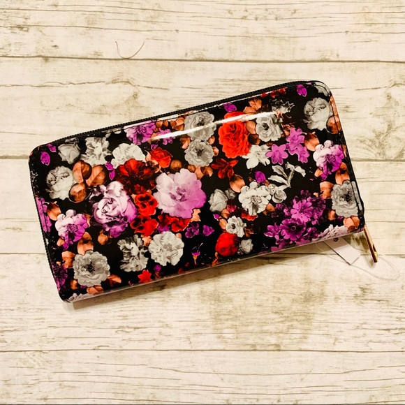 NWOT Floral Zip Around Wallet - Picture 5 of 5